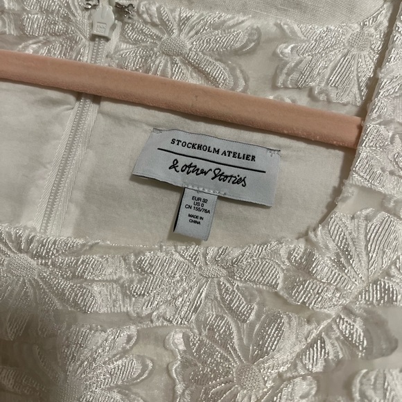 & Other Stories Lace White Mini Dress - Picture 3 of 8